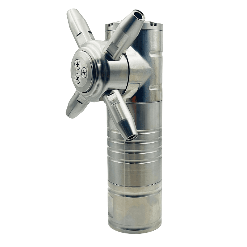 Three-dimensional cleaning nozzle